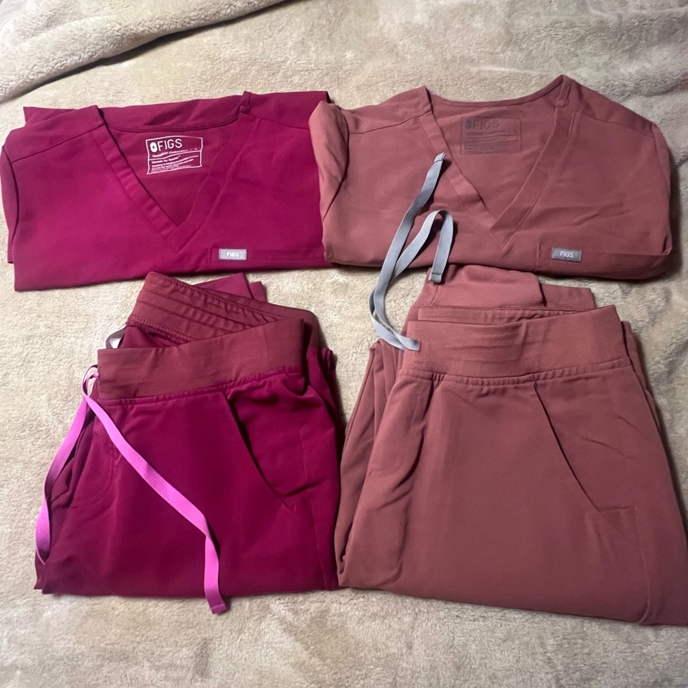 Women’s Figs Scrubs